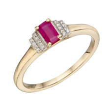 Ruby Baguette Ring In Yellow Gold 